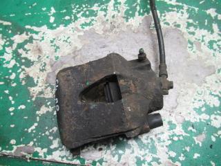 суппорт передний правый Volkswagen Golf 3 поколение 1999