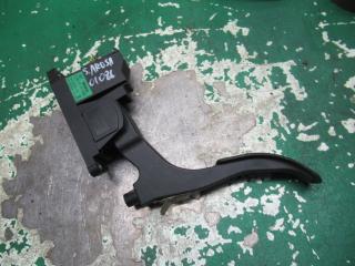 педаль SEAT Arosa 1 поколение [рестайлинг] 2001, 1.0 л., бензин, МКПП, хетчбэк 5 дв., 6N1721503E