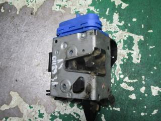 замок двери задней левой Audi A4 B5 1997, 1.9 л., дизель, МКПП, универсал, 8D0839015A