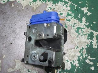 замок двери задней левой Audi A4 B5 1995, 1.9 л., дизель, МКПП, седан, 4A0839015H