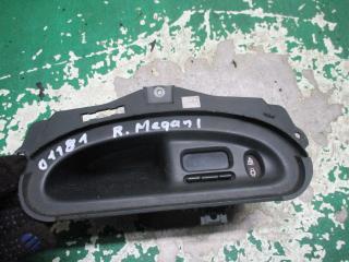 часы Renault Megane 1 поколение 1998, 1.6 л., бензин, МКПП, хетчбэк 5 дв., 7700839142