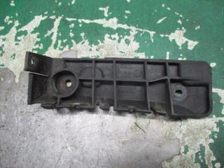 крепление ( кронштейн ) крыла Audi A4 B6 2003, 2.4 л., бензин, АКПП, седан, 8E0807283A