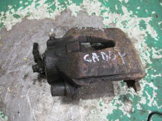 суппорт передний левый Volkswagen Caddy 3 поколение 2008, 1.9 л., дизель, фургон