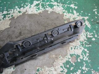 крепление бампера Volkswagen Caddy 2 поколение 2004, 2.0 л., дизель, МКПП, фургон, 1T0807050