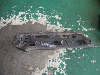 крепление бампера Volkswagen Caddy 3 поколение 2008, 1.9 л., дизель, фургон, 1T0807049