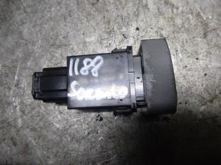 кнопка обогрева заднего стекла Kia Sorento 1 поколение 2005, 2.5 л., дизель, АКПП, внедорожник 5 дв.