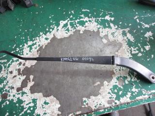 щеткодержатель (поводок стеклоочистителя, дворник) Renault Megane 2 поколение 2006, 1.5 л., дизель, МКПП, универсал, 8200036916S