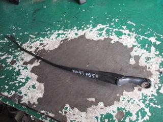 щеткодержатель (поводок стеклоочистителя, дворник) Volkswagen Passat B5 1999, 1.9 л., дизель, МКПП, универсал