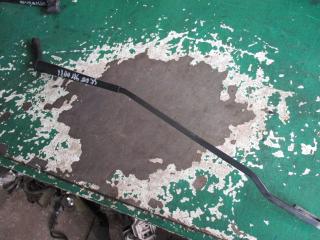 щеткодержатель (поводок стеклоочистителя, дворник) Skoda Octavia 1 поколение (A4) 1999, 1.9 л., дизель, МКПП, хетчбэк 5 дв.