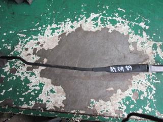 щеткодержатель (поводок стеклоочистителя, дворник) Audi A4 B5 1997, 1.9 л., дизель, МКПП, универсал