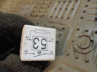 реле (прочие) Volkswagen Golf 3 поколение 1999, 1.4 л., бензин, МКПП, универсал, 141951253B