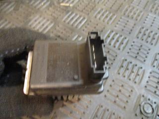 сопротивление печки Audi A6 4B/C5 1999, 2.4 л., бензин, МКПП, универсал, 4B0820521