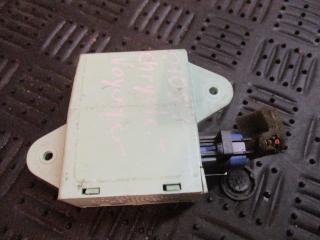 Иммобилайзер Chrysler Grand Voyager 3 поколение 1999, 3.3 л., бензин, АКПП, минивэн, 04686474AA