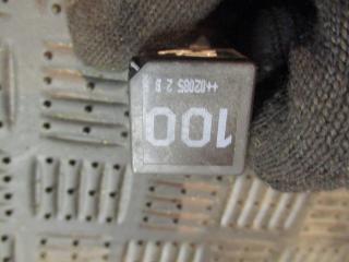 реле (прочие) Audi A3 8L [рестайлинг] 2002, 1.6 л., бензин, МКПП, хетчбэк 5 дв., 7M0951253A