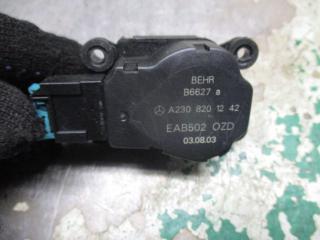 моторчик заслонки печки Mercedes-Benz E-Класс W211/S211 2004, 2.7 л., дизель, МКПП, универсал, A2038201242