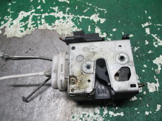 замок двери передней правой Audi A4 B5 1996, 1.9 л., дизель, МКПП, седан, 8D1837016E