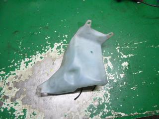 бачок омывателя Volkswagen Lupo 1 поколение 1999, 1.2 л., дизель, АКПП, хетчбэк 5 дв., 6N0955453C