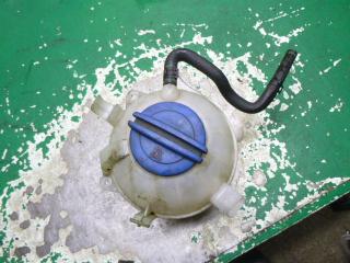 бачок расширительный Volkswagen Caddy 2 поколение 2004, 1K0121407A