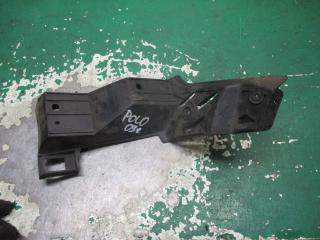 крепление бампера Volkswagen Polo 4 поколение 2003, 6Q6807375