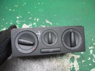 блок управления печки / климат-контроля Volkswagen Polo 3 поколение [рестайлинг] 2001, 1.0 л., бензин, МКПП, хетчбэк 5 дв., 1J0819045F