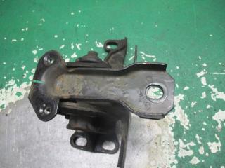 подушка крепления КПП Ford Mondeo 1 поколение 1996, 1.6 л., бензин, МКПП, хетчбэк 5 дв., 93BB7M124AJ, 97BB7M125AA