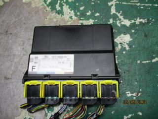 блок комфорта Ford Focus 1 поколение [рестайлинг] 2003, 1.8 л., бензин, МКПП, седан, 1S7T15K600FD