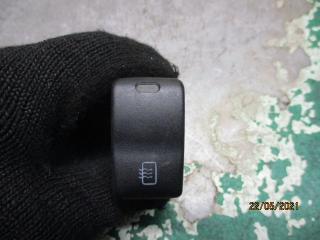 кнопка обогрева заднего стекла Volkswagen Polo 3 поколение 1995, 1.0 л., бензин, МКПП, хетчбэк 5 дв., 6N1959621