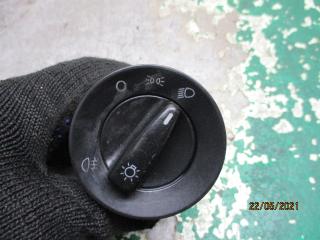переключатель света Volkswagen Passat B5 1998, 1.6 л., бензин, МКПП, универсал, 1C0941531