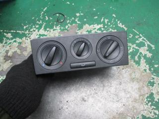 блок управления печки / климат-контроля Volkswagen Polo 3 поколение [рестайлинг] 2001, 1.0 л., 1J0819045F