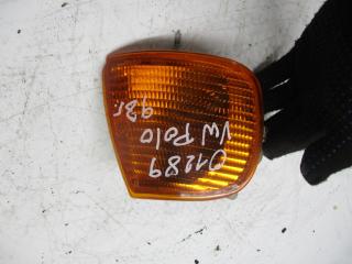 поворотник правый Volkswagen Polo 3 поколение 1998, 1.4 л., бензин, МКПП, седан