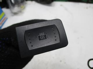 кнопка обогрева заднего стекла Volkswagen Bora 1 поколение 2000, 2.0 л., бензин, МКПП, универсал, 1J0953235A