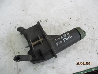 бачок гидроусилителя Volkswagen Polo 3 поколение 1998, 1.4 л., бензин, МКПП, седан