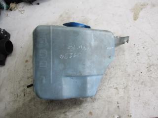 бачок омывателя Volkswagen Passat B3 1992, 1.9 л., дизель, МКПП, универсал, 357955453B