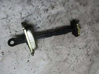 ограничитель открывания двери Hyundai Terracan 1 поколение 2004, 2.9 л., дизель, МКПП, внедорожник 5 дв.