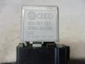 реле (прочие) Audi A4 B5 1996, 8D0951253 - фото №2