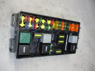 блок предохранителей Ford Focus 1 поколение [рестайлинг] 2004, 1.8 л., дизель, МКПП, универсал, 2M5114A067BB