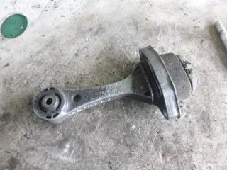 кронштейн КПП Volkswagen Golf 3 поколение 1999, 1.4 л., бензин, 1J0199851M