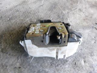 замок двери передней левой Volkswagen Polo 3 поколение 1995, 1.3 л., бензин, МКПП, хетчбэк 5 дв.