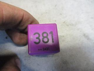 реле (прочие) Volkswagen Golf 1 поколение 1993, 431951253G