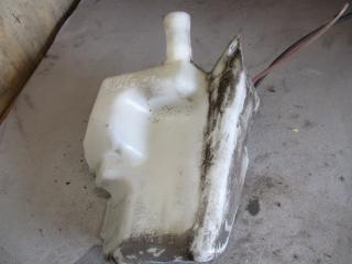 бачок омывателя Renault Laguna 2 поколение [рестайлинг] 2007, 2.0 л., бензин, МКПП, универсал, 8200000527B