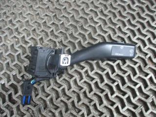 переключатель дворников Volkswagen Golf Plus 1 поколение 2007, 1.9 л., дизель, МКПП, хетчбэк 5 дв., 1K0953519A