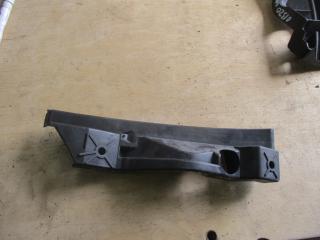 крепление бампера Volkswagen Touran 1 поколение 2005, 2.0 л., дизель, МКПП, минивэн, 1T0807890A