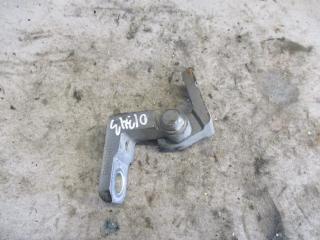 петля двери Volkswagen Touran 1 поколение 2004, 2.0 л., дизель, АКПП, минивэн, 6Q0831402B