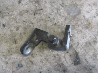 петля двери Volkswagen Touran 1 поколение 2005, 2.0 л., дизель, МКПП, минивэн, 6Q0831402B