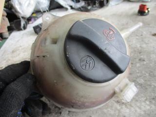 бачок расширительный Volkswagen Golf 3 поколение 1994, 1H0121407