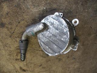 насос вакуумный Mercedes-Benz E-Класс W210/S210 1998, 2.2 л., дизель, A6112300165