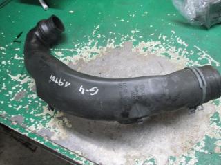 патрубок интеркулера Volkswagen Golf 3 поколение 1999, 1.9 л., дизель, 1J0129654AC