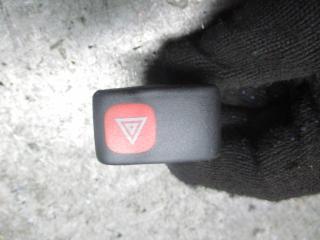 кнопка аварийной сигнализации Volkswagen Polo 3 поколение 1997, 1.4 л., бензин, МКПП, хетчбэк 5 дв., 6N1953235