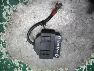 блок предохранителей Opel Vectra B 1998, 9647301