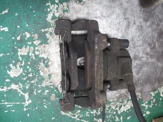 суппорт передний правый Mercedes-Benz E-Класс W210/S210 [рестайлинг] 2002, 3.2 л., дизель, АКПП, универсал